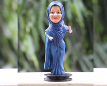 Bobble Head